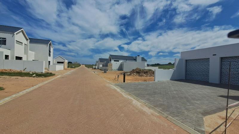 3 Bedroom Property for Sale in Stilbaai Wes Western Cape